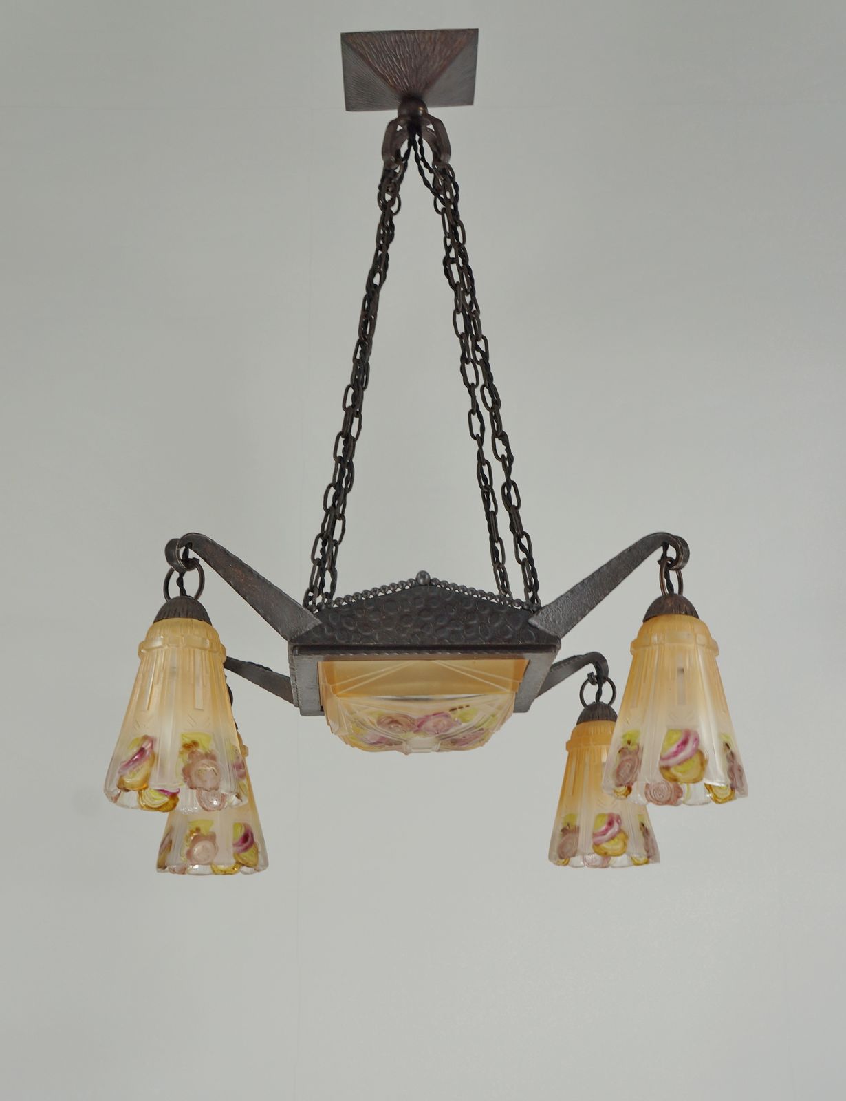 Franse art deco hanglamp uit 1925 door Marcel Vasseur & EJG photo for sale