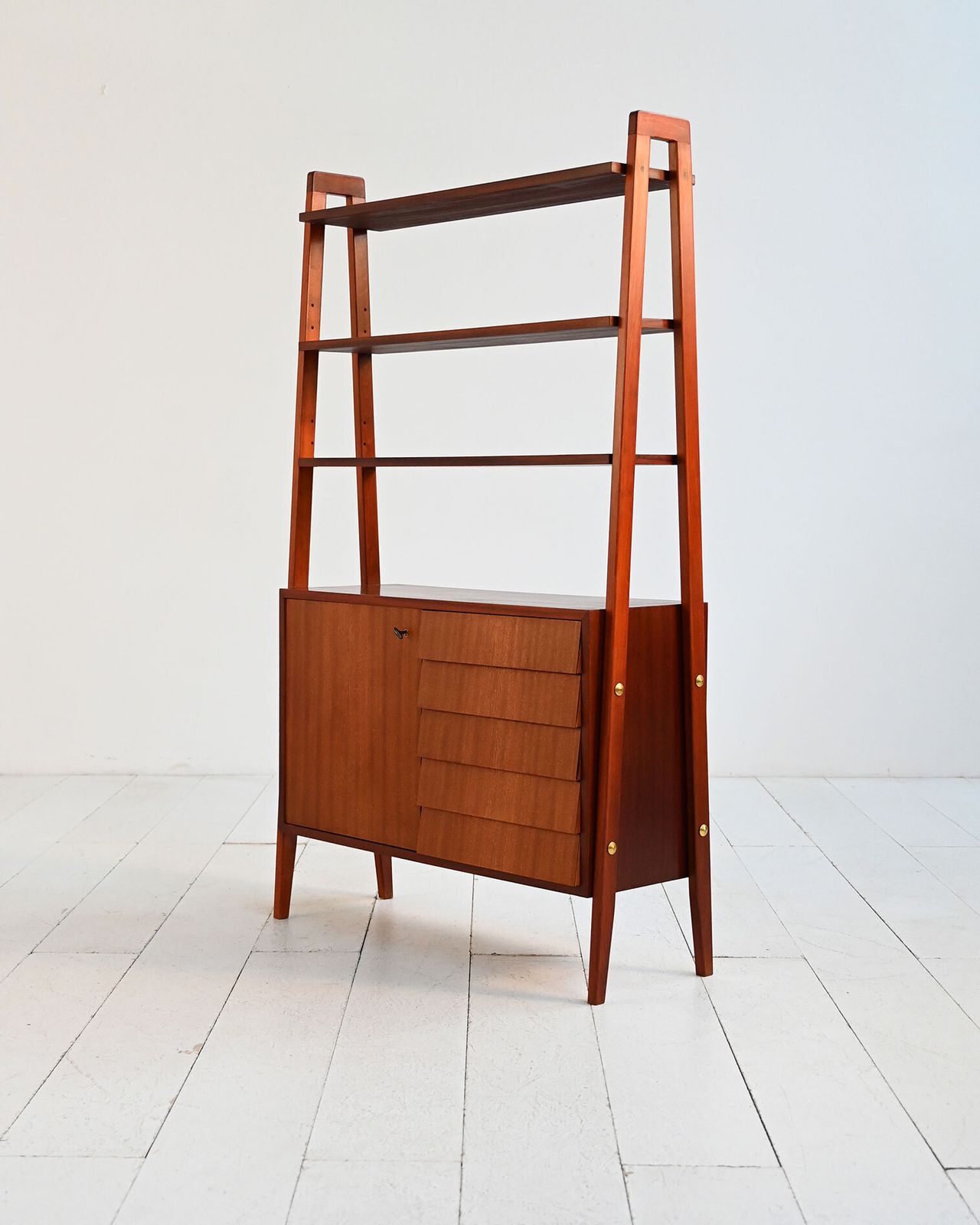 Scandinavische mahonie boekenkast, jaren 1960 photo Meubels
