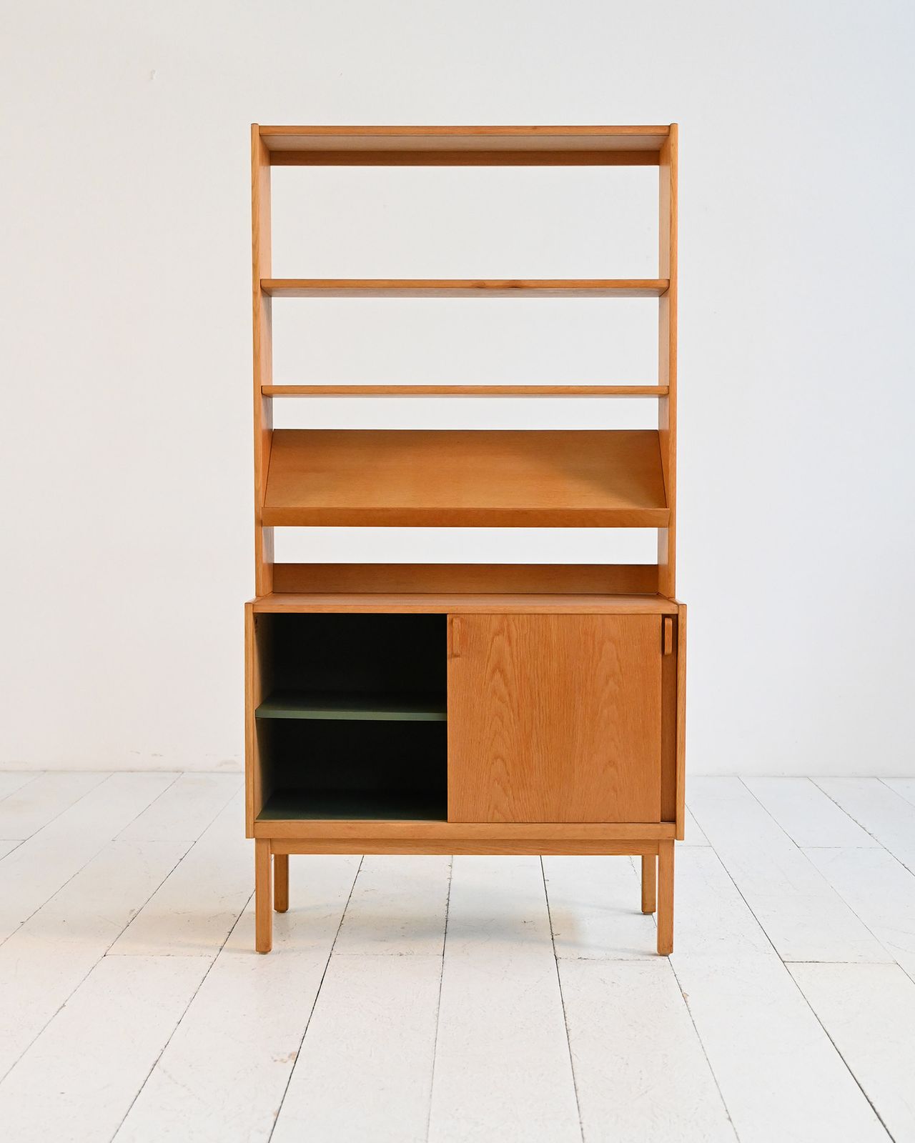 "Bodafors" Wandkast van Bertil Fridhagen, 1964 photo for sale