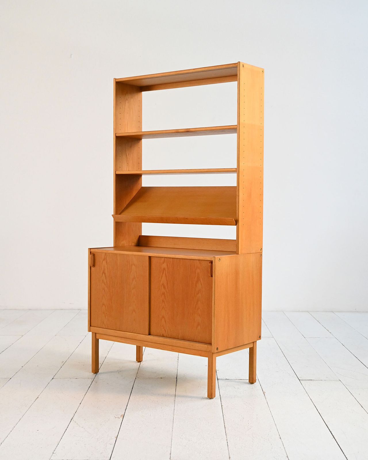 "Bodafors" Wandkast van Bertil Fridhagen, 1964 photo 1560.0