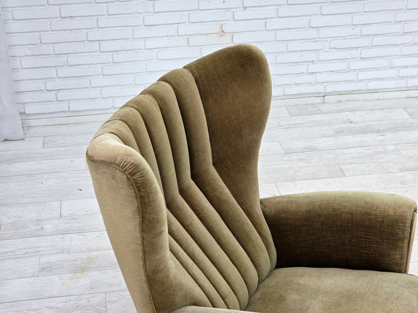1960s, Danish Highback Relax Armchair, Green Furniture Velour. photo vinterior