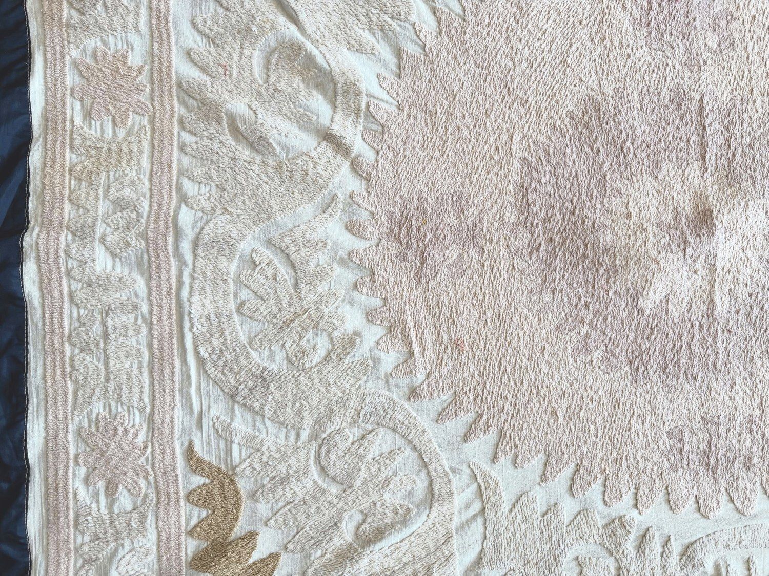 Suzani Embroidery Wall Decor   Neutral Tan Uzbek Tablecloth 133 X 144 Cm photo buy