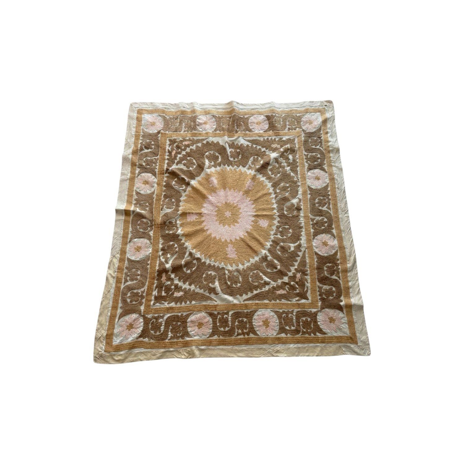 Suzani brodé mural, nappe ouzbèke ton neutre beige, 136 x 158 cm