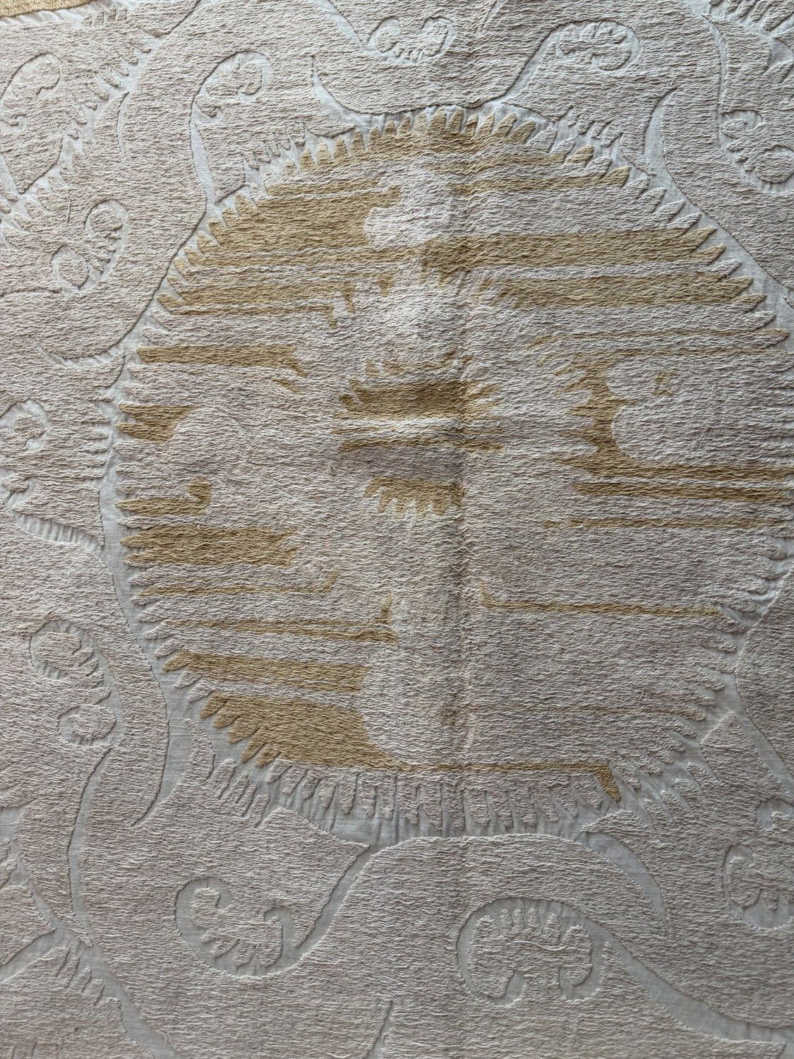 Tenture murale Bukhara Suzani brodée à la main, coton ivoire et gris, motifs ethniques, 144 x 147 cm photo furniture