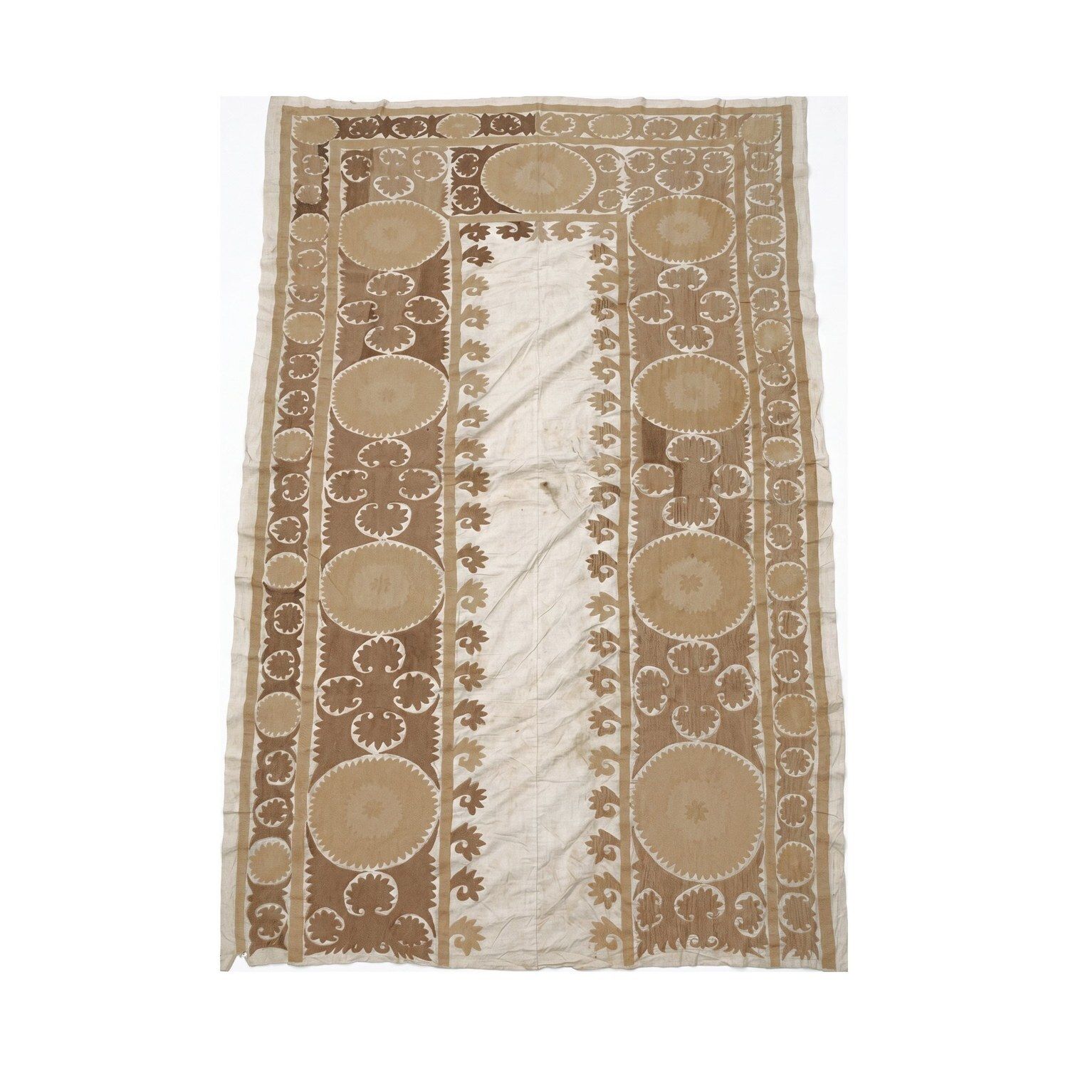 Handgeborduurd beige wit Samarkand Suzani tapijt 154 x 269 cm
