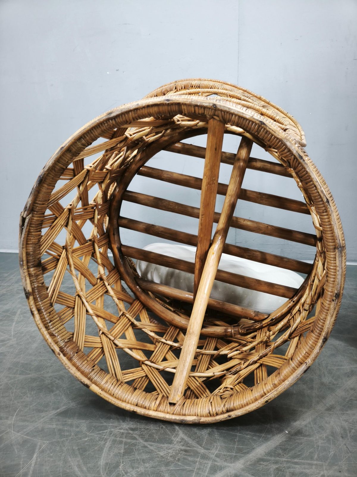 Stel Italiaanse bamboe en rotan loungestoelen, jaren 1960 photo for sale