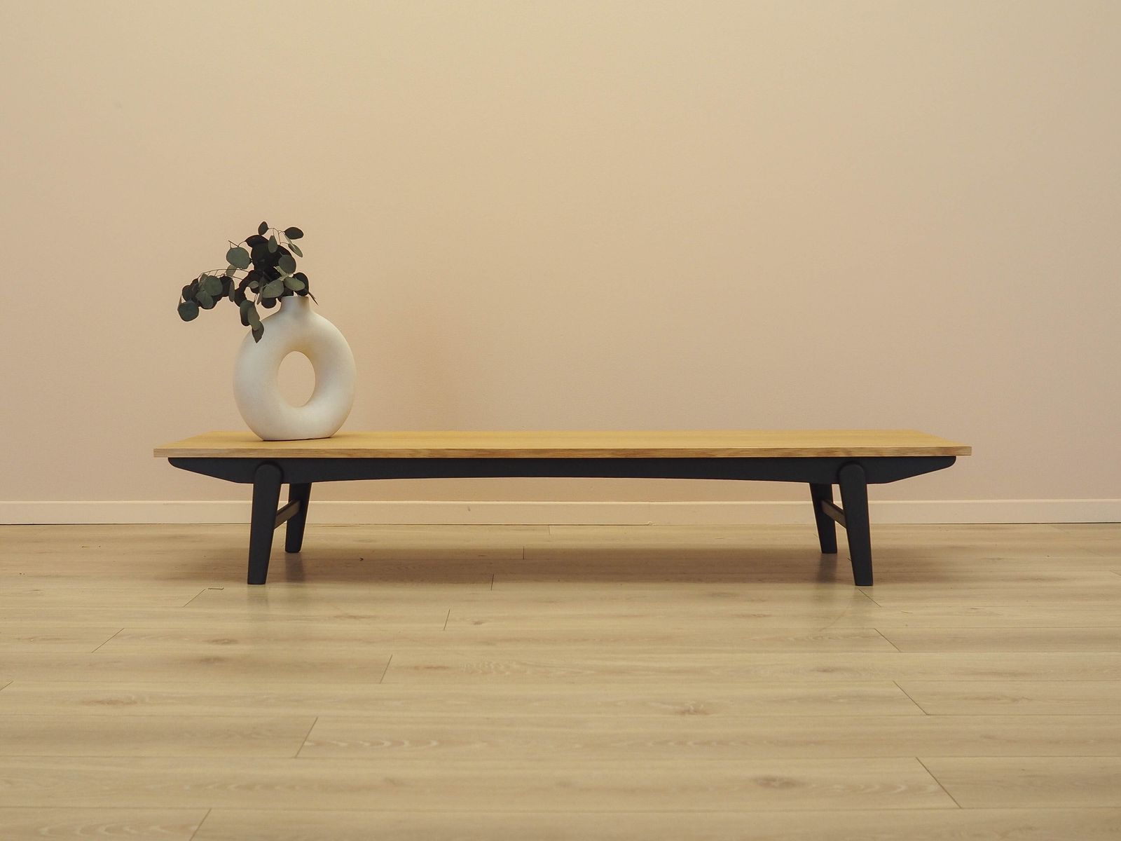 Eiken lowboard, Deens design, jaren 1970, gemaakt in Denemarken photo furniture