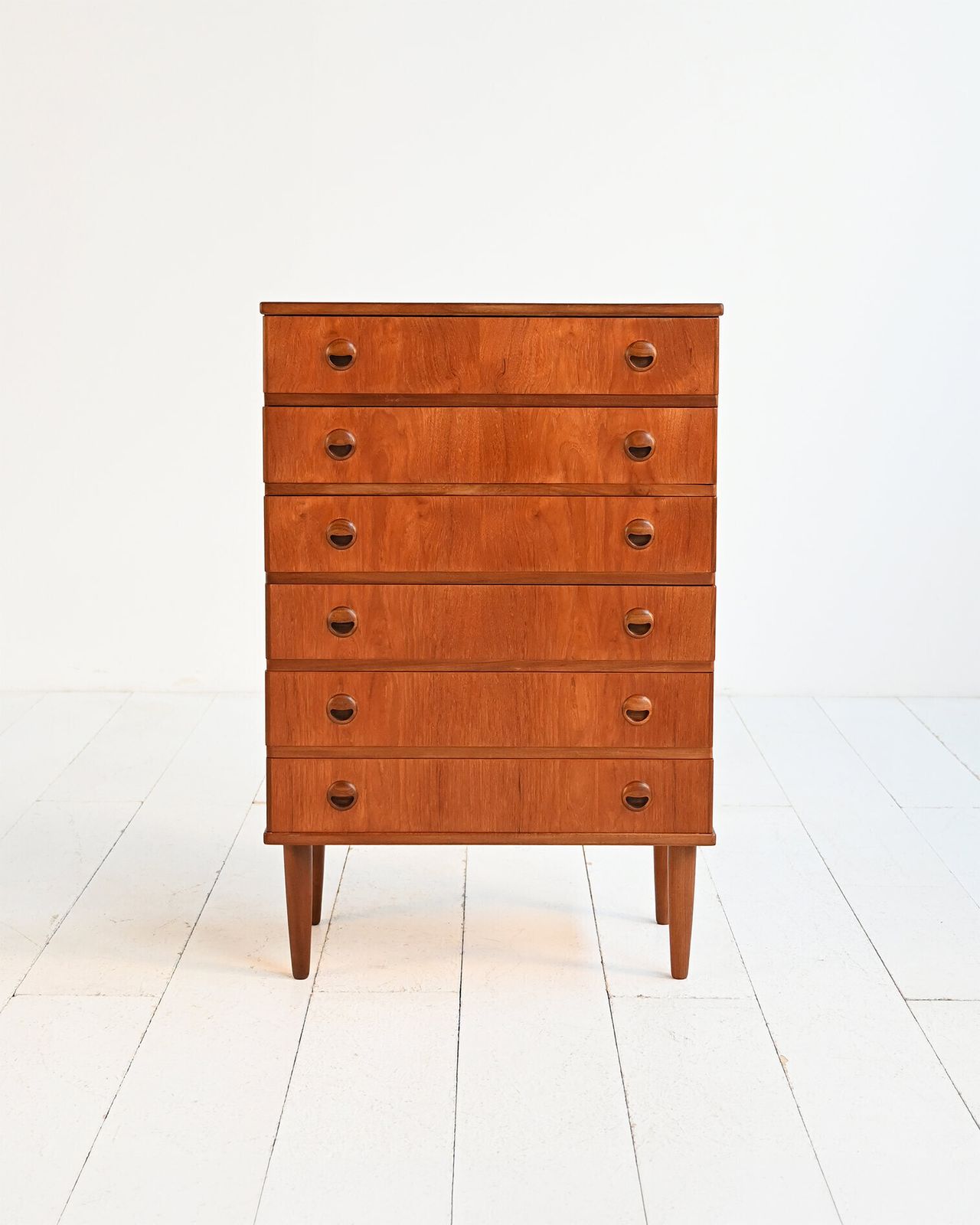 Deense teakhouten ladekast, jaren 1960 photo furniture