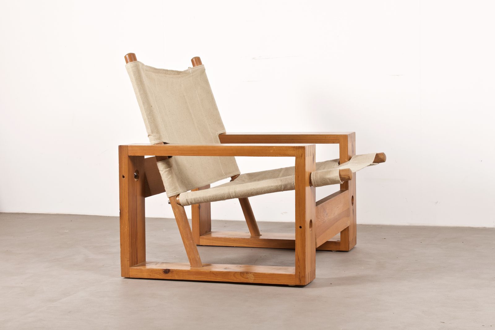 photo furniture Mid-Century Modern Dutch Pine And Canvas Lounge Chair By Ate Van Apeldoorn, 1960s