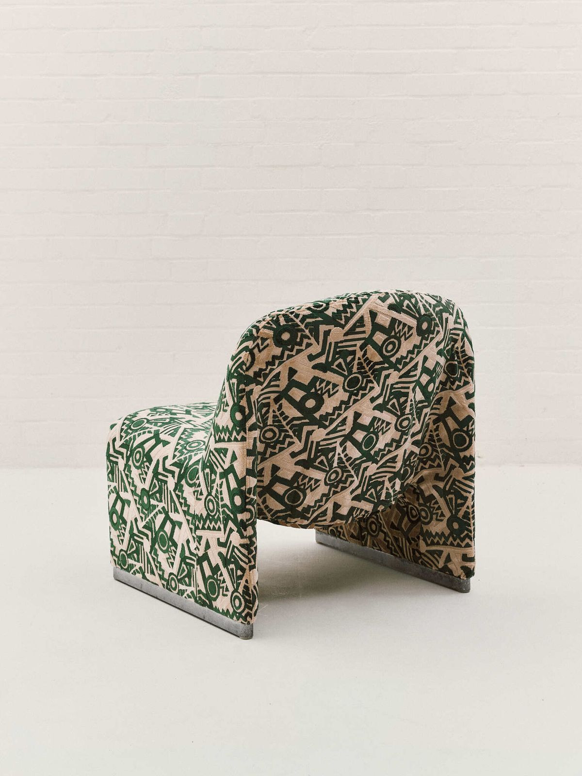 Alky Chair By Giancarlo Piretti In 1969 In Liberty's Zig Zag Velvet In Cetona photo for sale