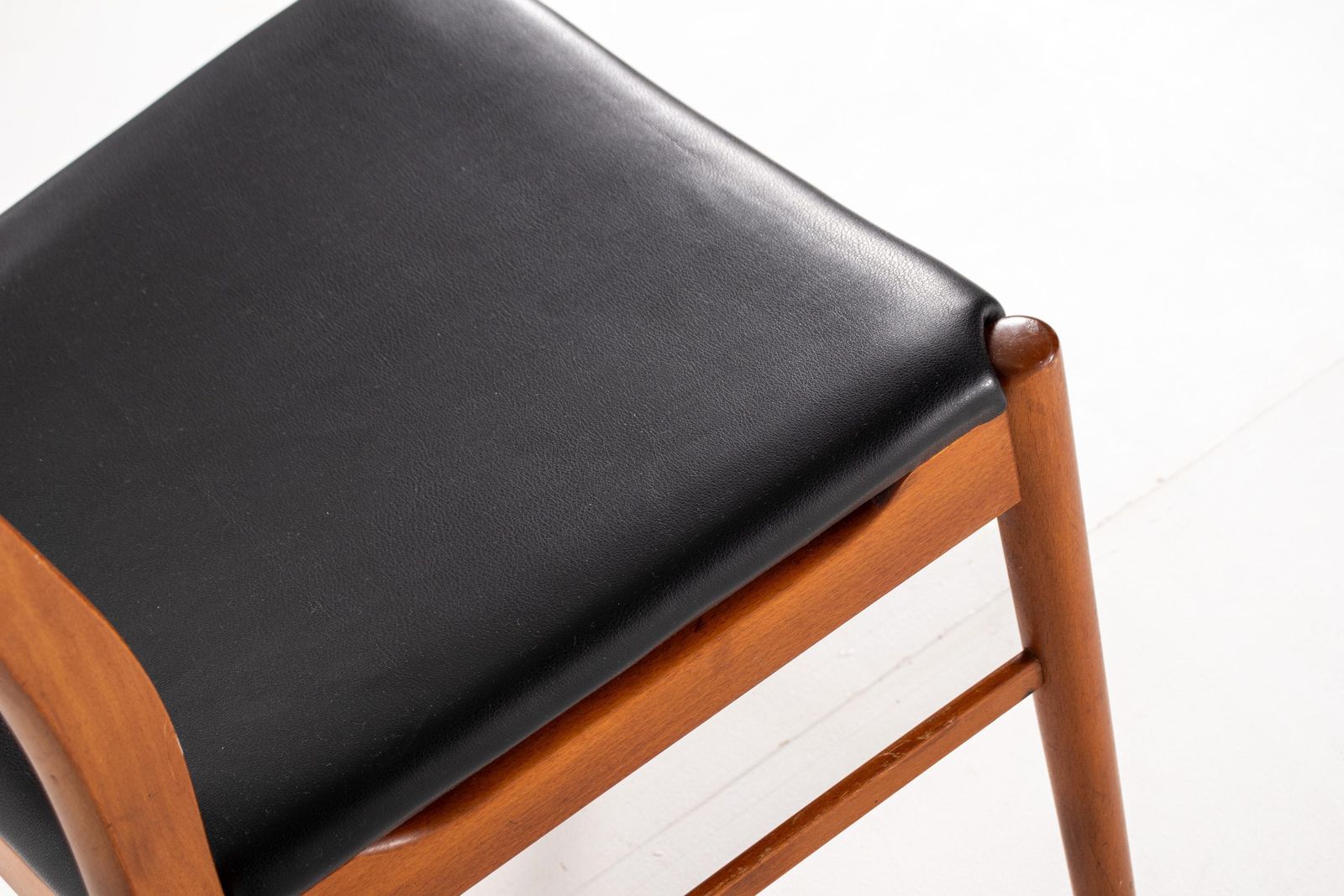 Set Of 6 Danish Mid Century Teak Dining Chairs Model 210 By Farstrup — 1960s photo buy