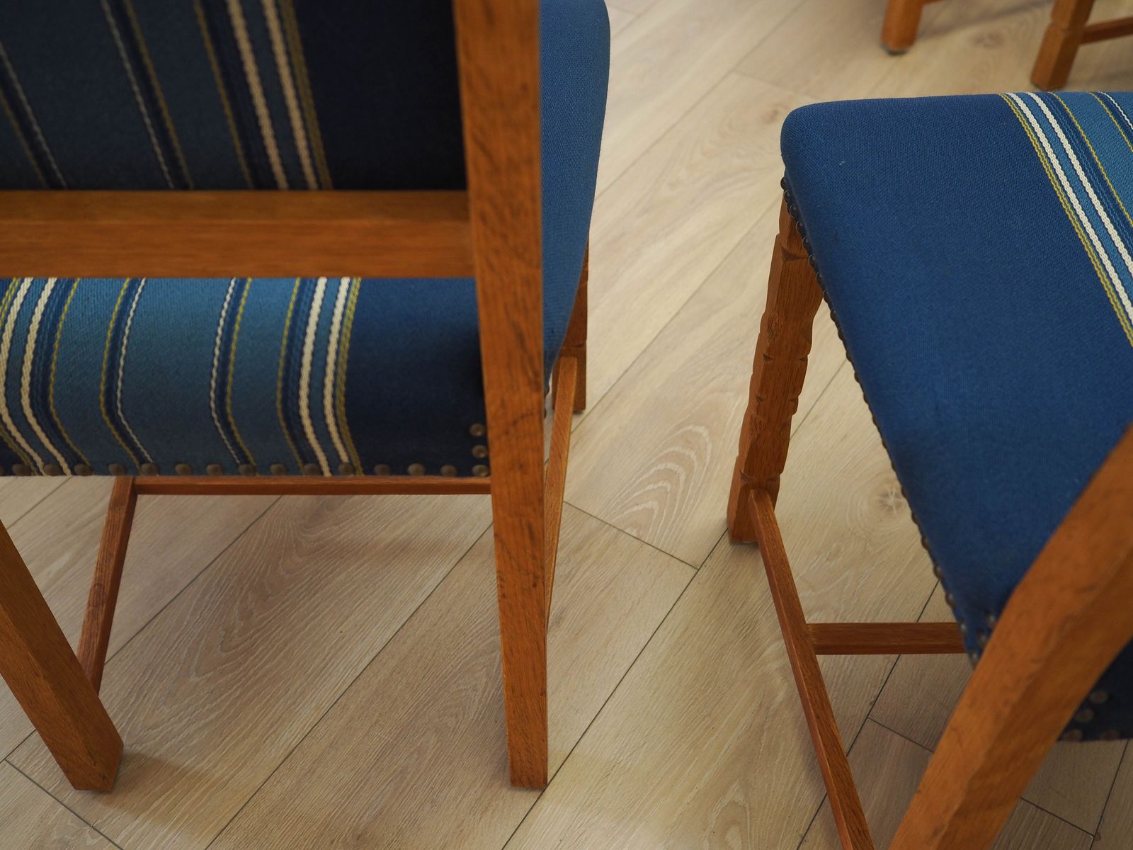 photo vinterior Set van zes eiken stoelen, Deens design, jaren 1960, ontwerper: Henning Kjærnulf