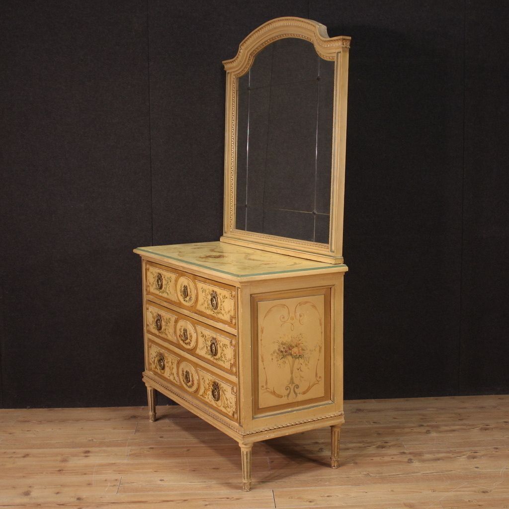 Mobilier Coiffeuse avec miroir laquée de style Louis XVI, années 1960 photo