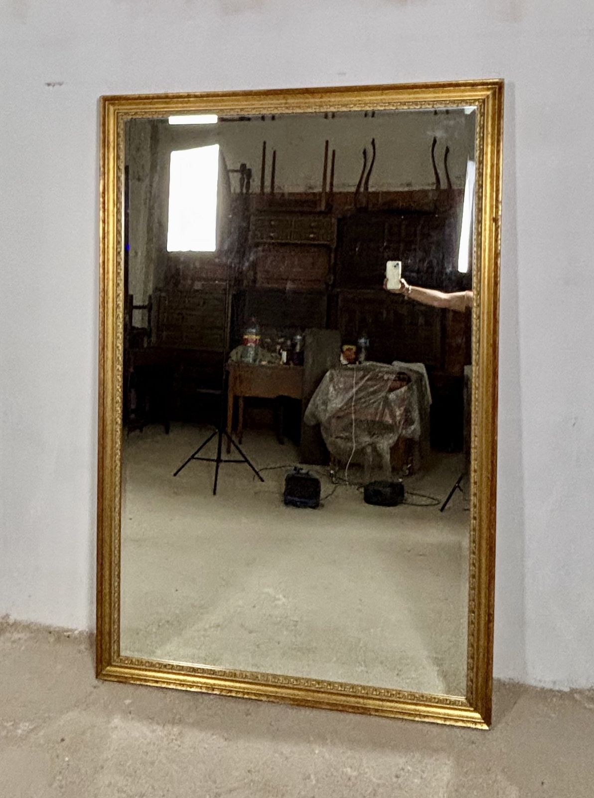 Grote Spaanse vergulde wandspiegel, midden 20e eeuw photo Woonaccessoires