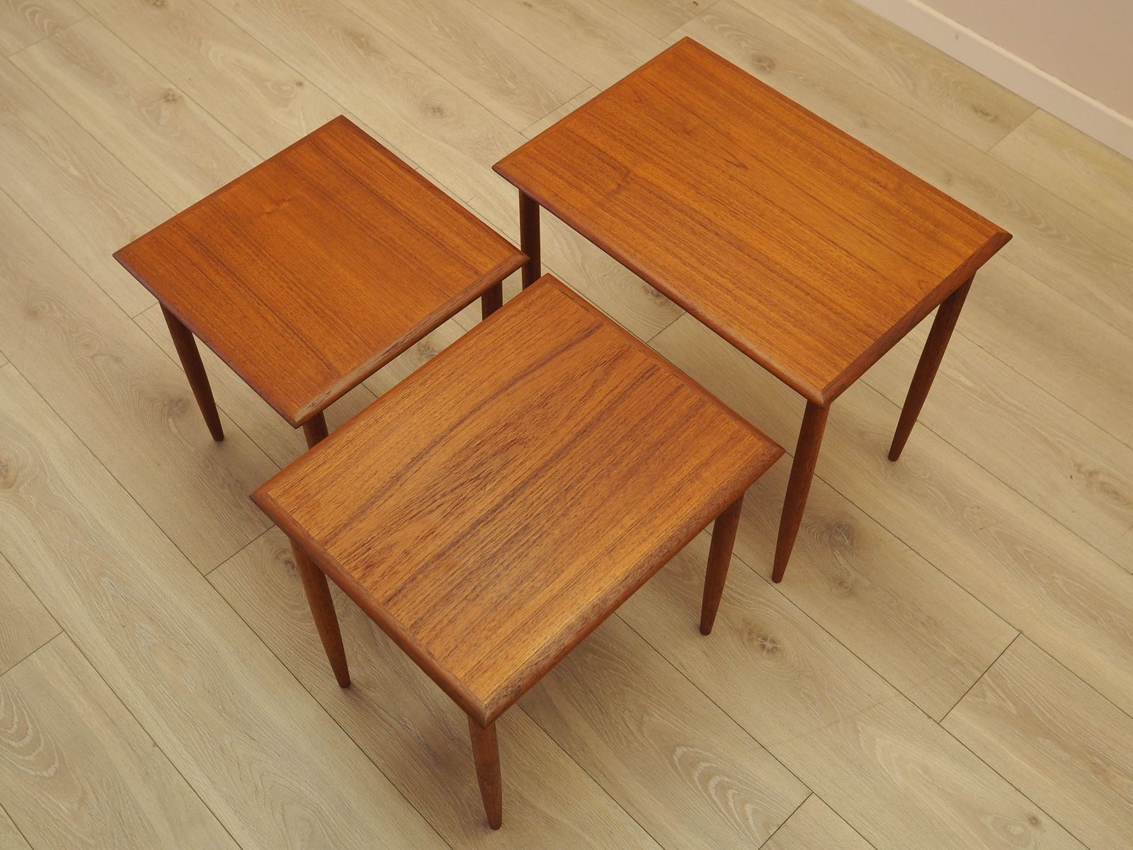 Nesttafels van teakhout, Deens design, jaren 1970, gemaakt in Denemarken. photo buy
