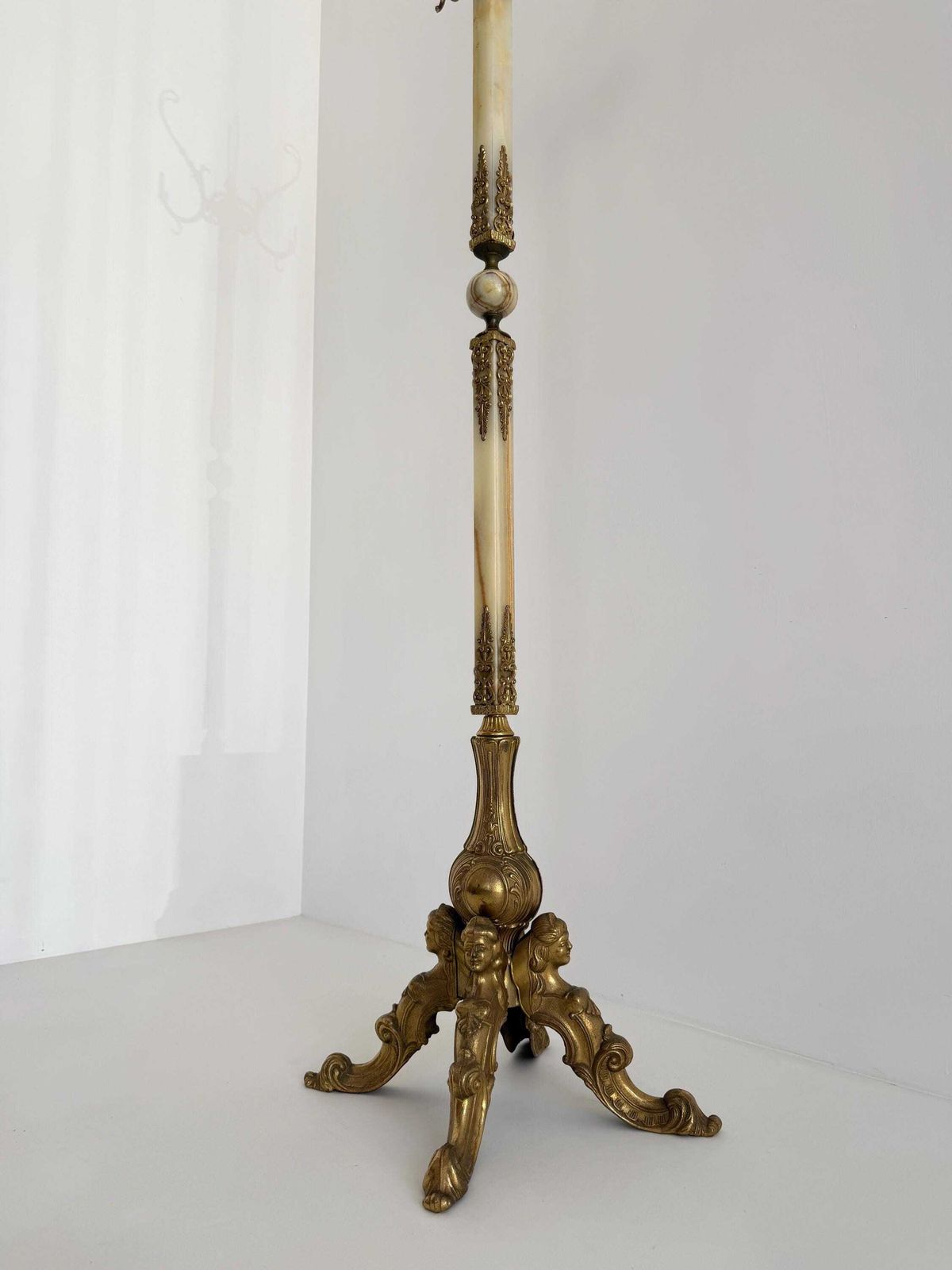 photo vintage Italian Onyx Marble Coat Rack, Brass Hall Tree, Decorative Hall Stand, Hollywood Regency