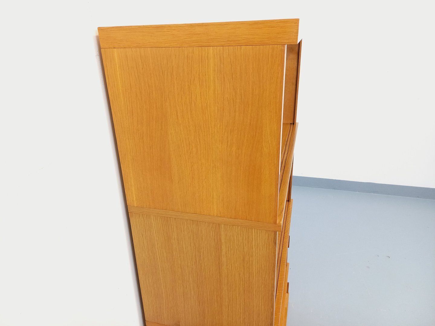 photo vinterior Opbergkast met eikenhouten boekenkast