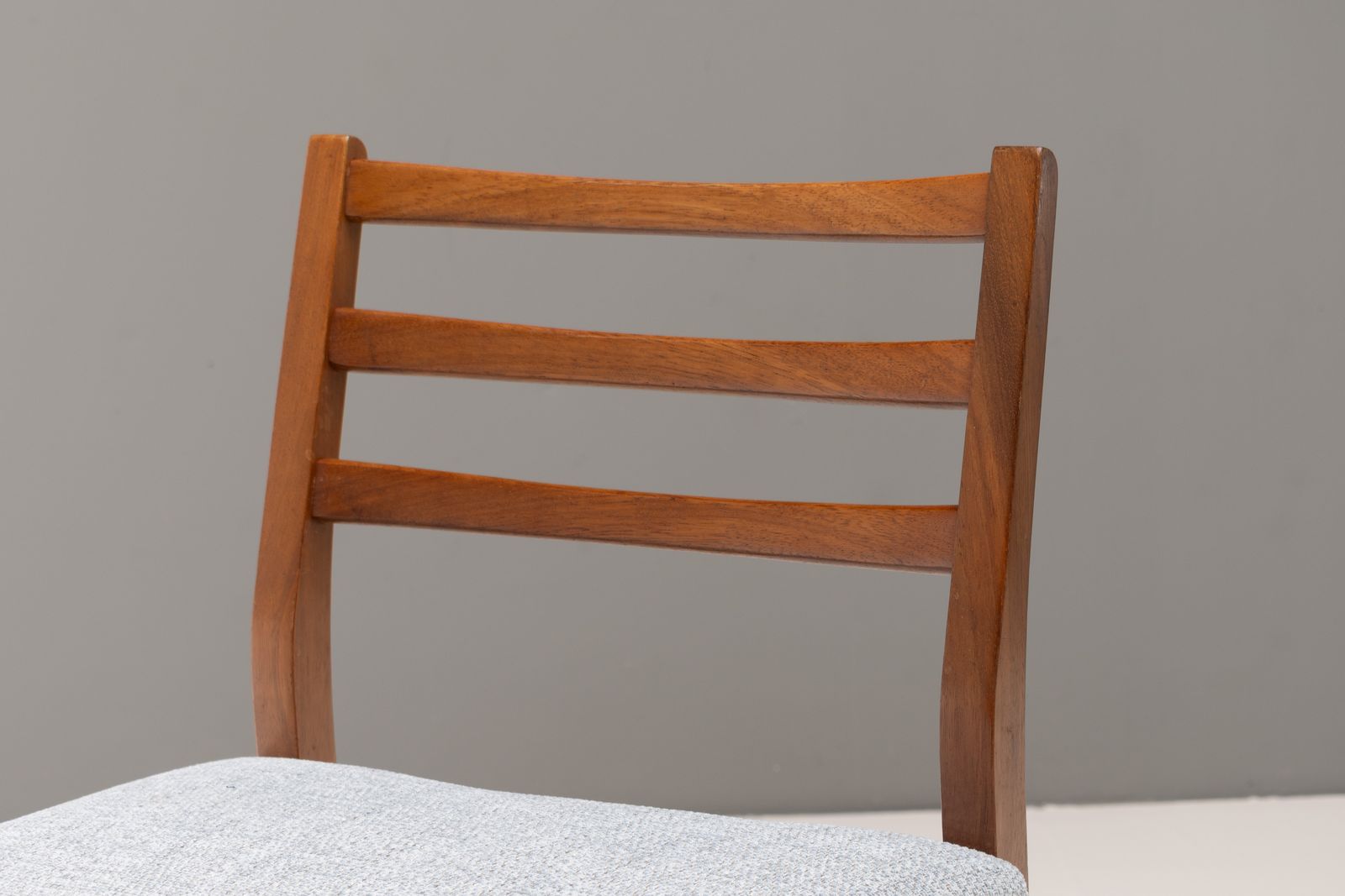 Set Of Six Mid Century Dining Chairs photo vinterior