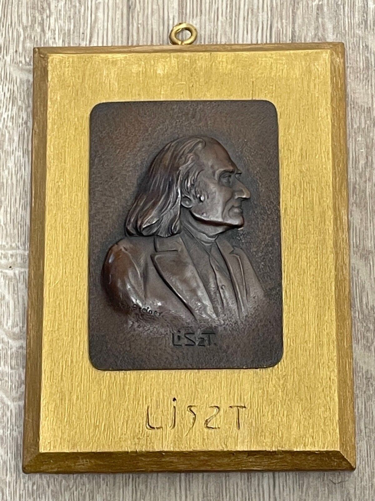 Antiek bronzen sculptuur Franz Liszt "Music Pianist Composer" wandplaquette, gesigneerd photo furniture