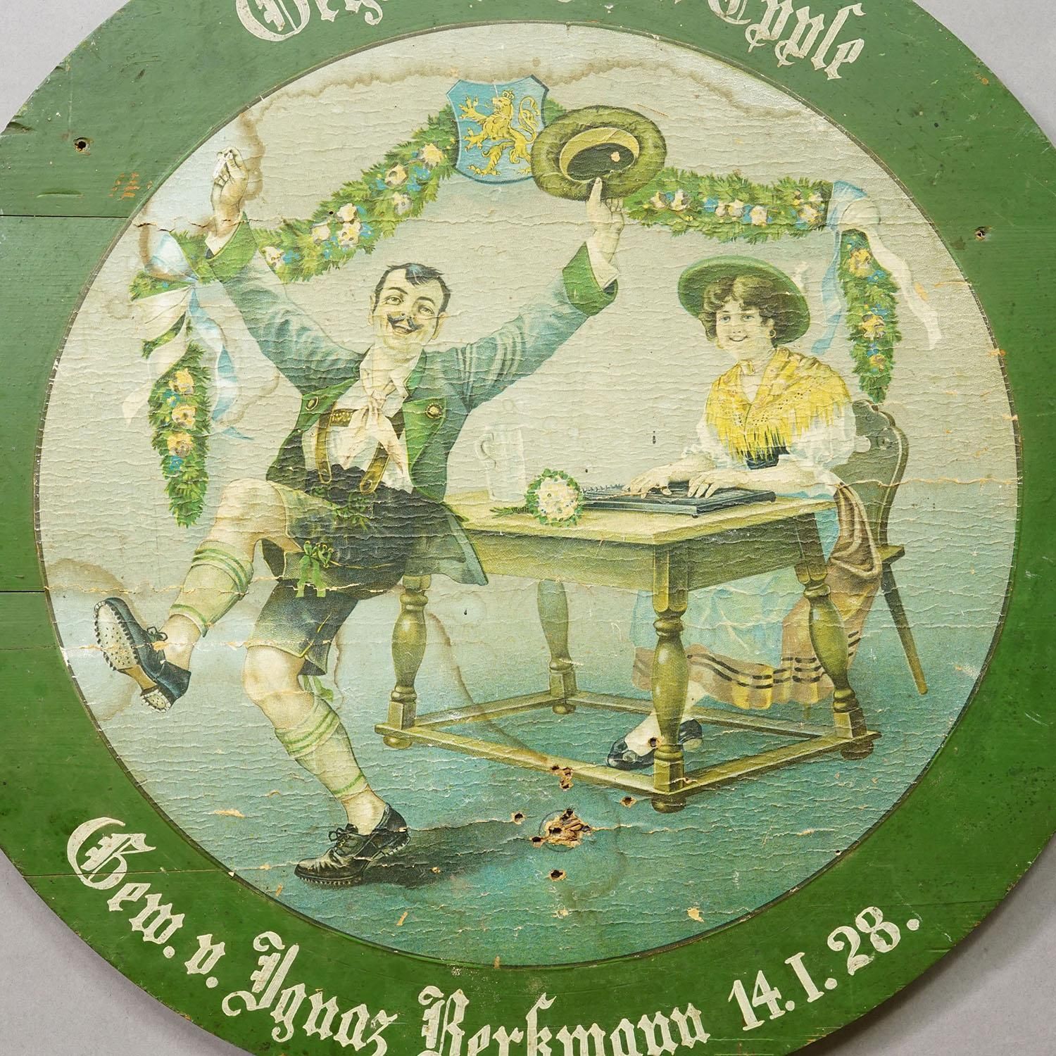Antiek Duits schietschijf met feestelijk koppelscène, Duitsland 1928 photo Kunst