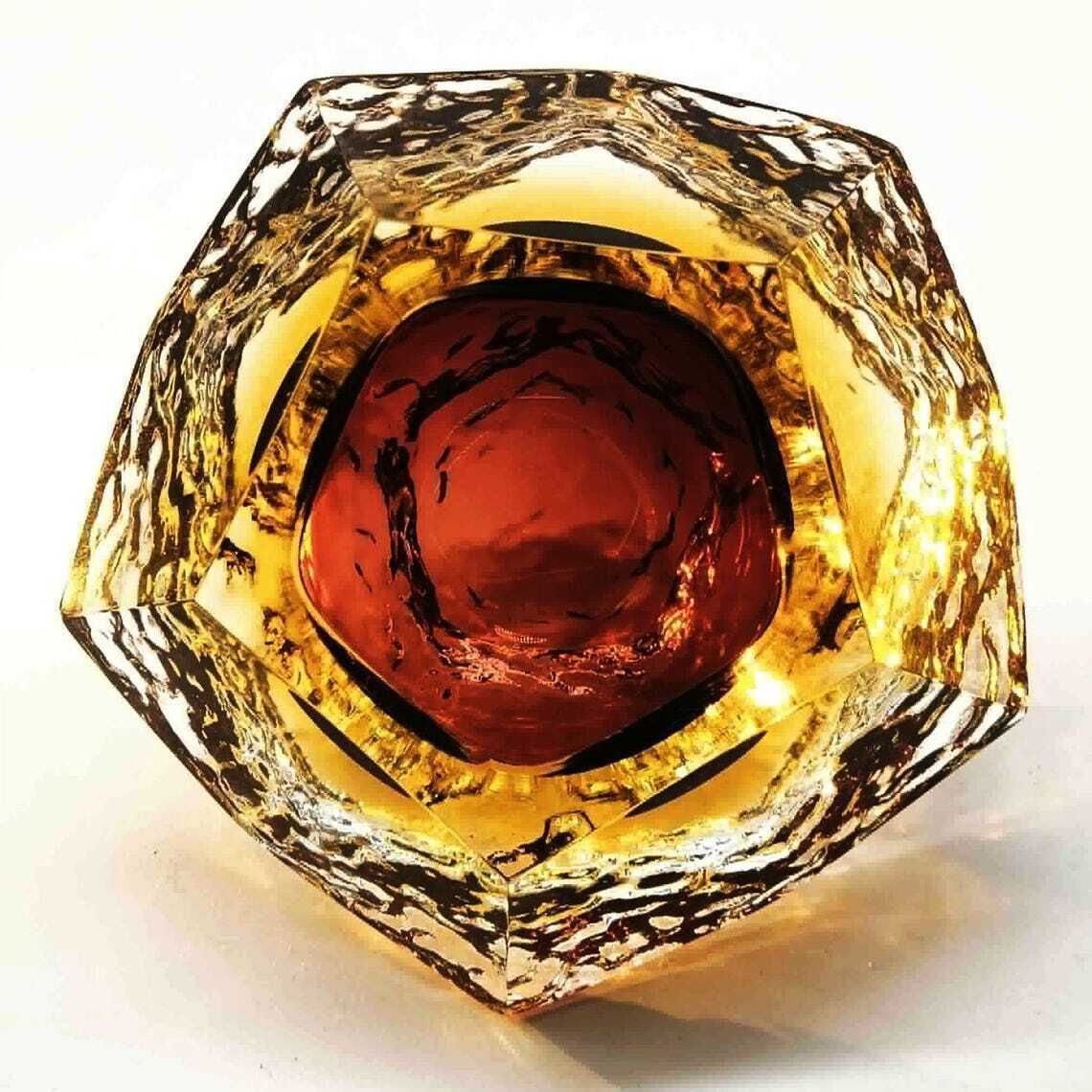 1960s Stunning Ashtray Or Catch All In Murano Glass By Flavio Poli For Seguso. Made In Italy. photo vinterior