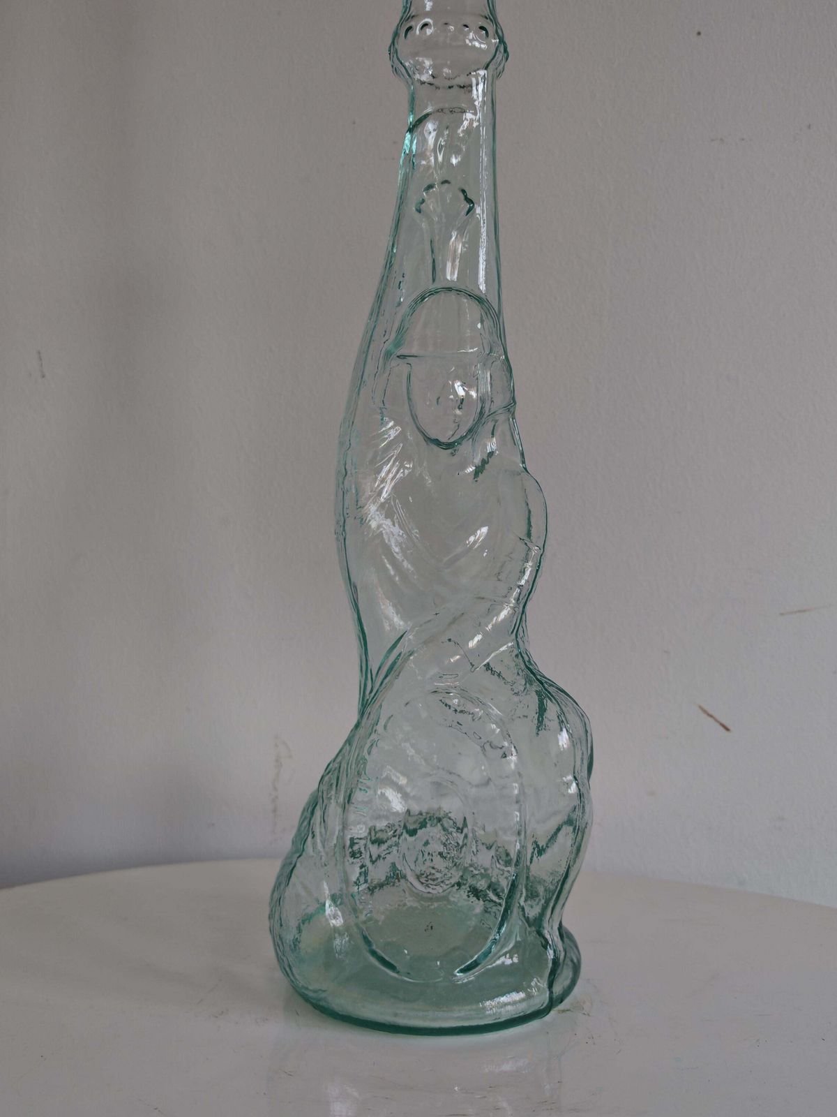Grote art deco figuurvormige fles als art deco danseres, Italië jaren 1920 photo Woonaccessoires