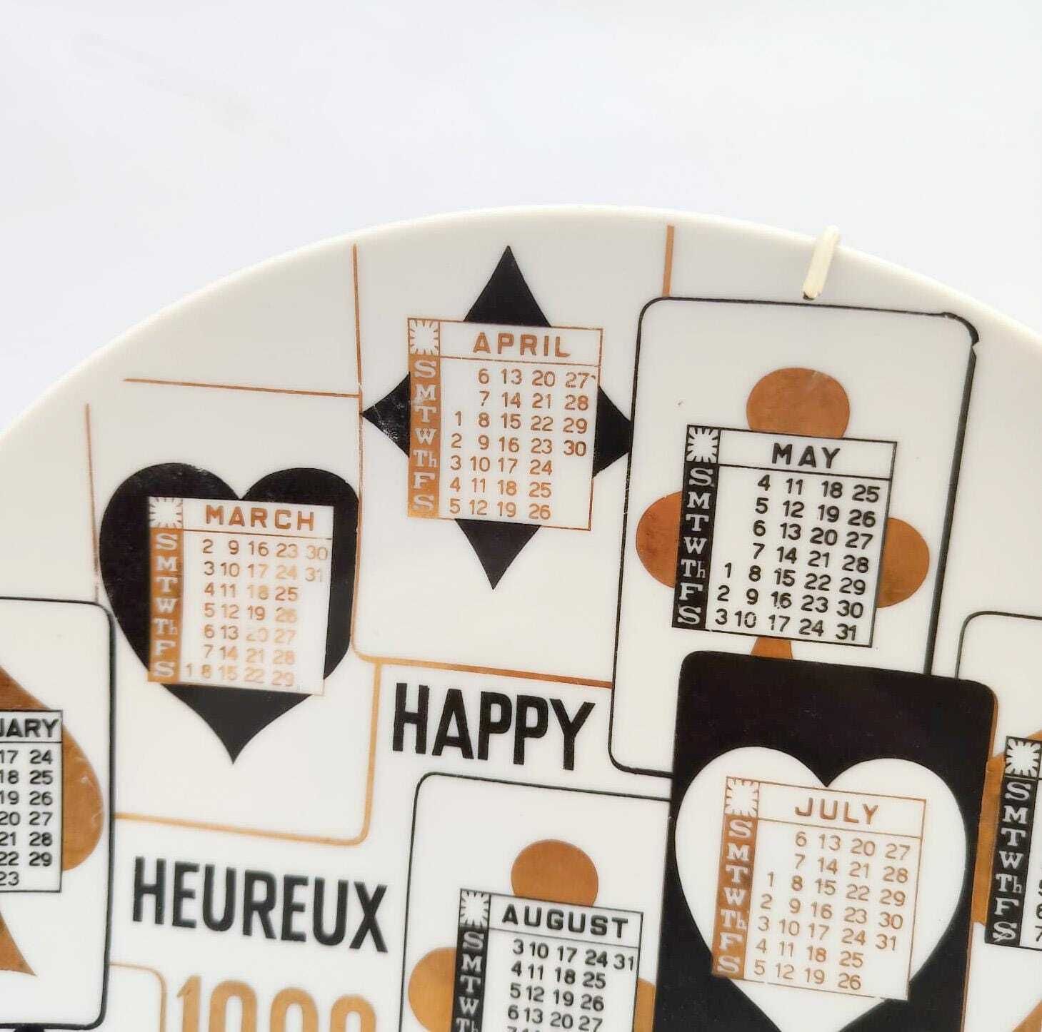 Piero Fornasetti Milano 1980 Vintage Zwart-Gouden Keramische Kalenderplaat photo Woonaccessoires