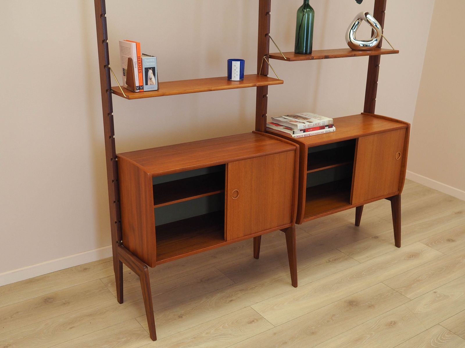 Teakhouten modulaire kast, Noors design, ca. jaren 1960, geproduceerd door Blindheim Mobelfabrikk, ontworpen door John Texmon en Einar Blindheim photo for sale