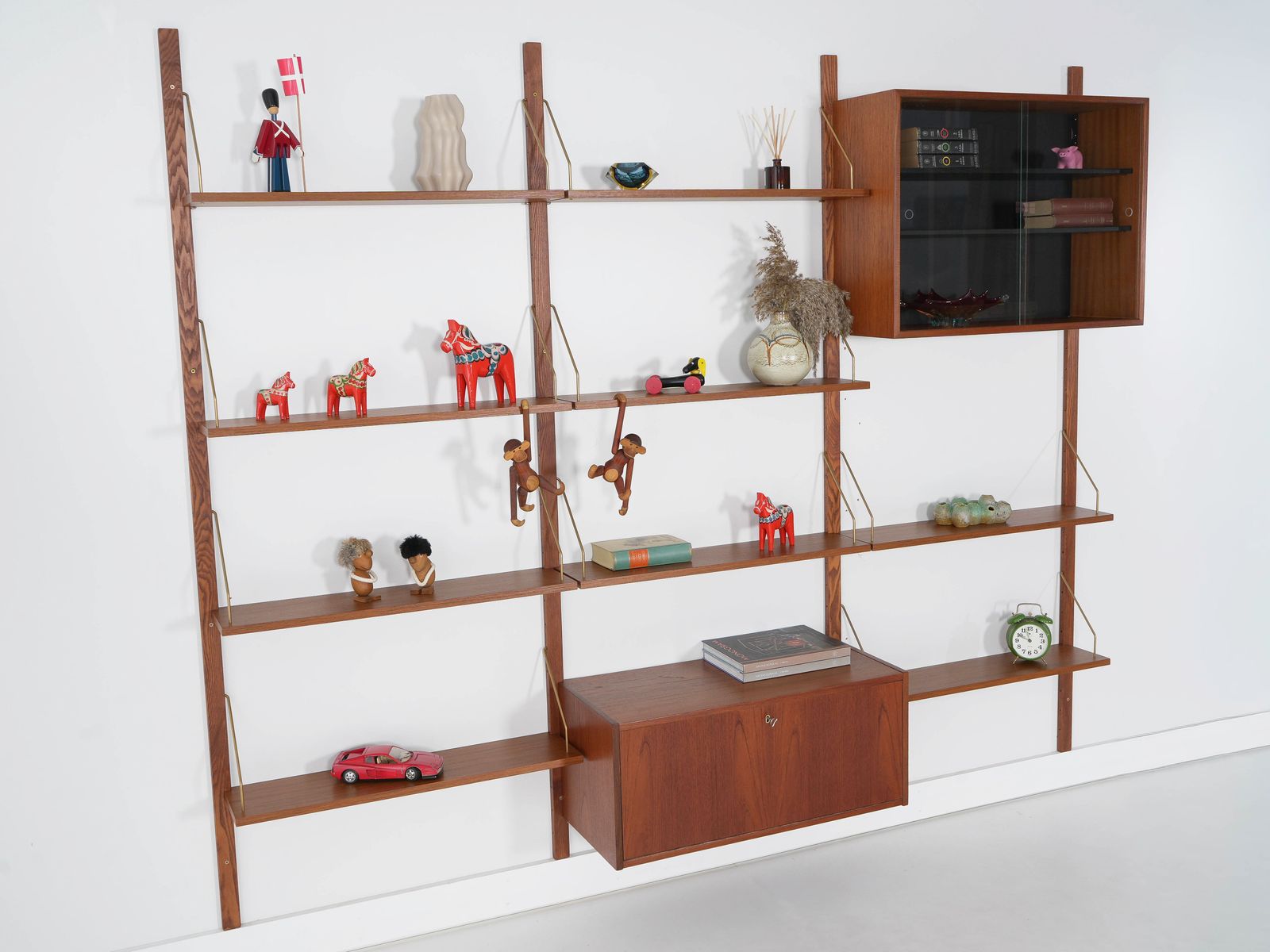 Teakhouten modulaire wandkast, Deens design, jaren 1970, gemaakt in Denemarken photo Meubels