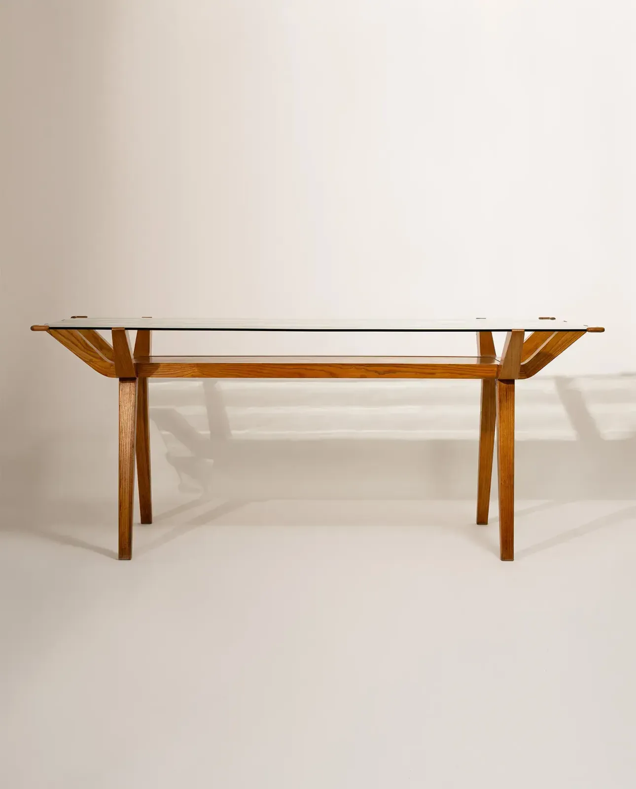Italiaanse eettafel met houtinlegwerk, 1950 photo buy