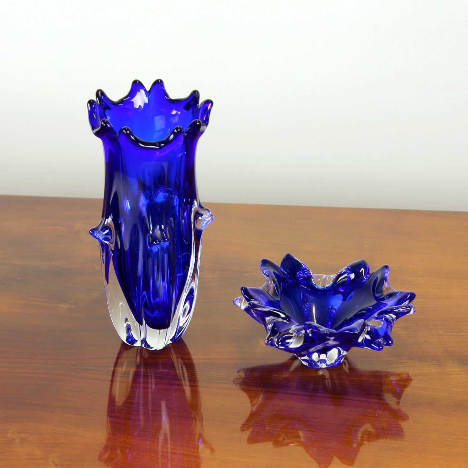 Kobaltblauw kunstglas set van Jaroslav Taraba voor Lednické Rovne, Tsjecho-Slowakije, ca. jaren 1960 photo Woonaccessoires