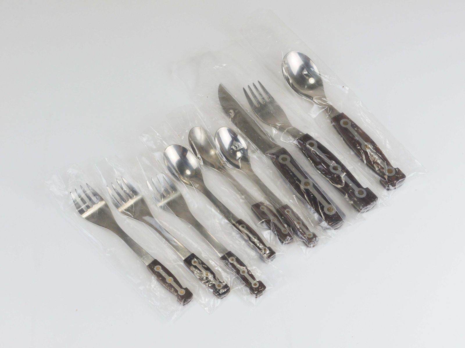 photo buy Ongebruikt, in originele doos – Amboss 1050 bestek, 32 delig / 6 personen, Oostenrijk, ca. jaren 1950