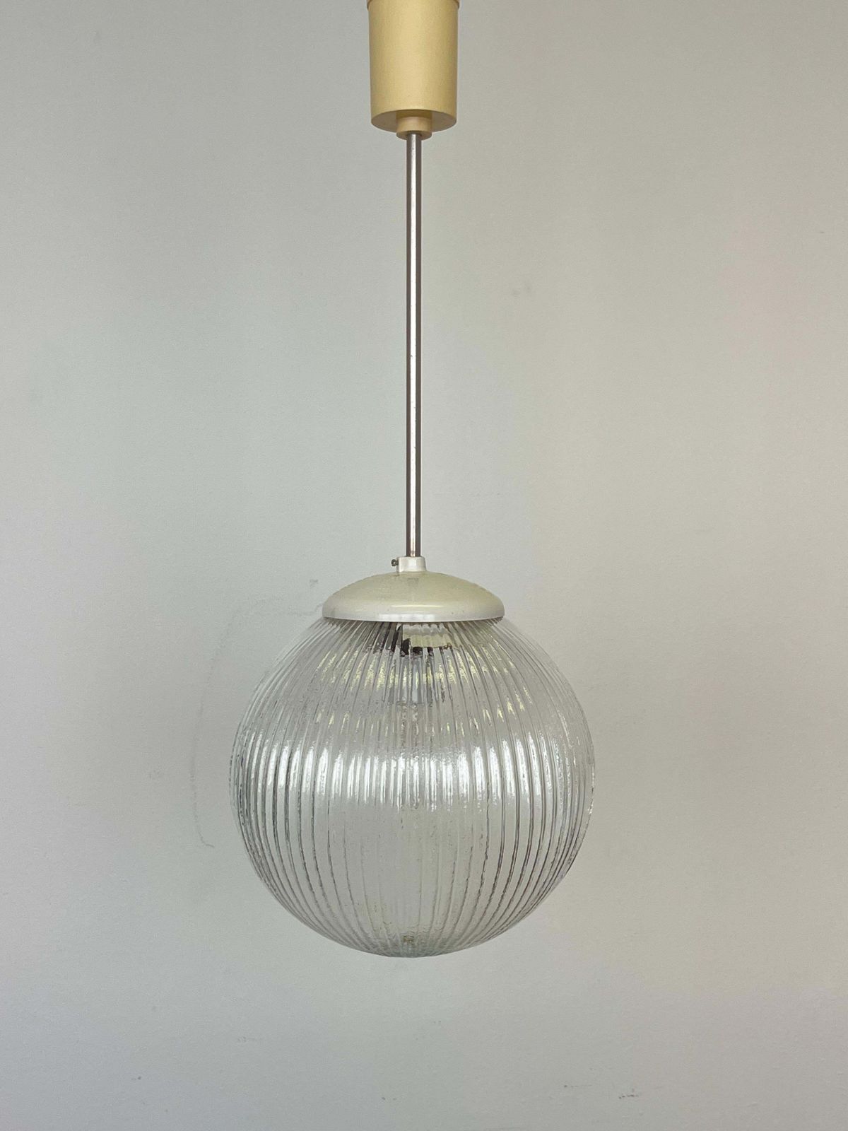 Mid-Century design glazen hanglamp — Tsjecho-Slowakije, ca. jaren 1970 / 6 stuks beschikbaar photo 301.0