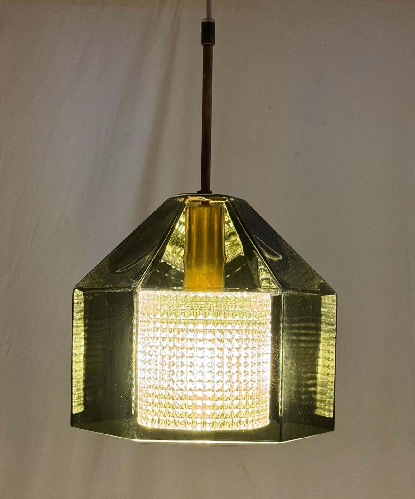 photo buy Groene en glaspersglas hanglamp van Carl Fagerlund