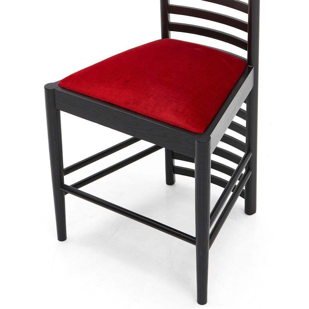 Charles Rennie Mackintosh Ash & Red Velvet Hill House Chair photo Meubels