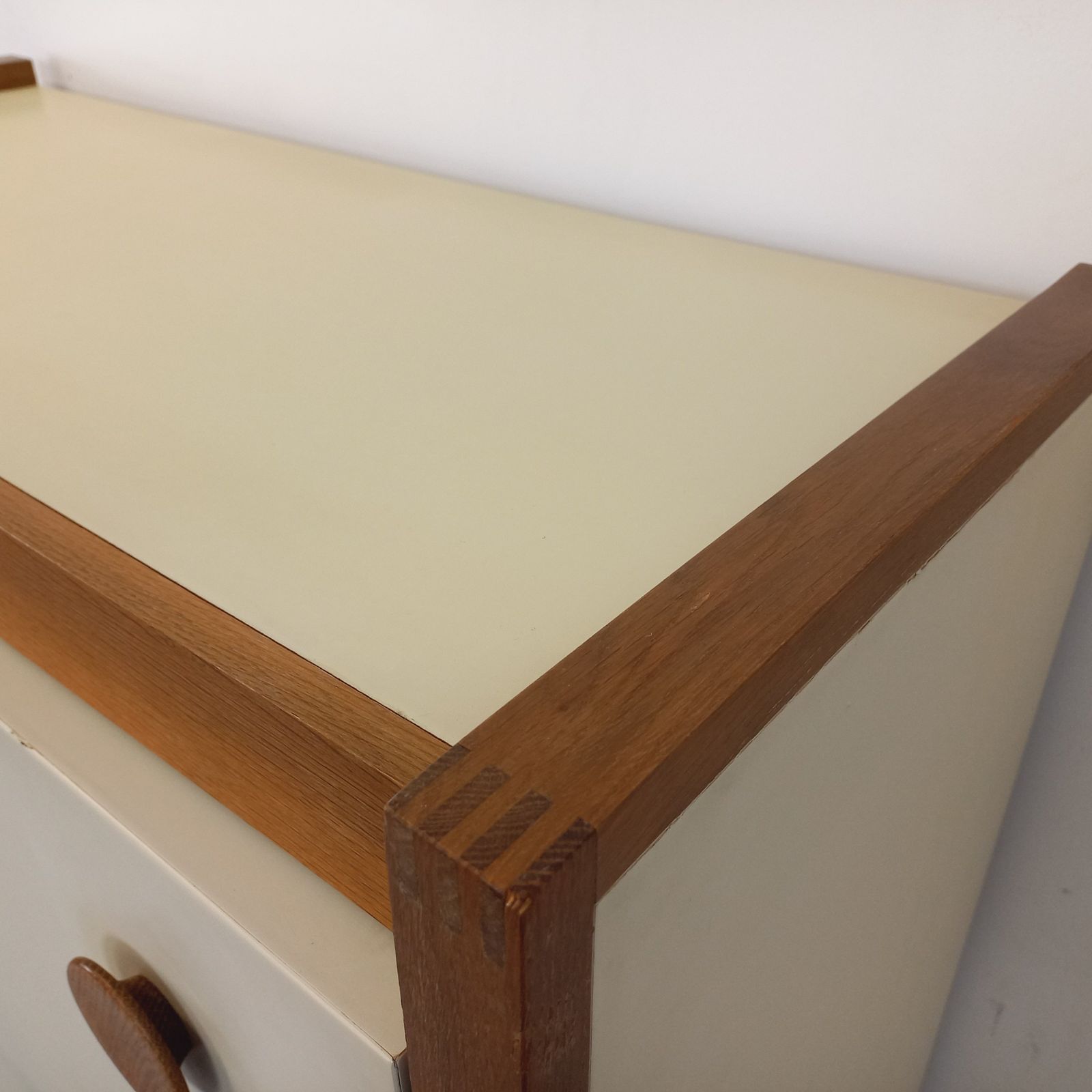 Secretaire in eiken en gebroken wit melamine photo vinterior