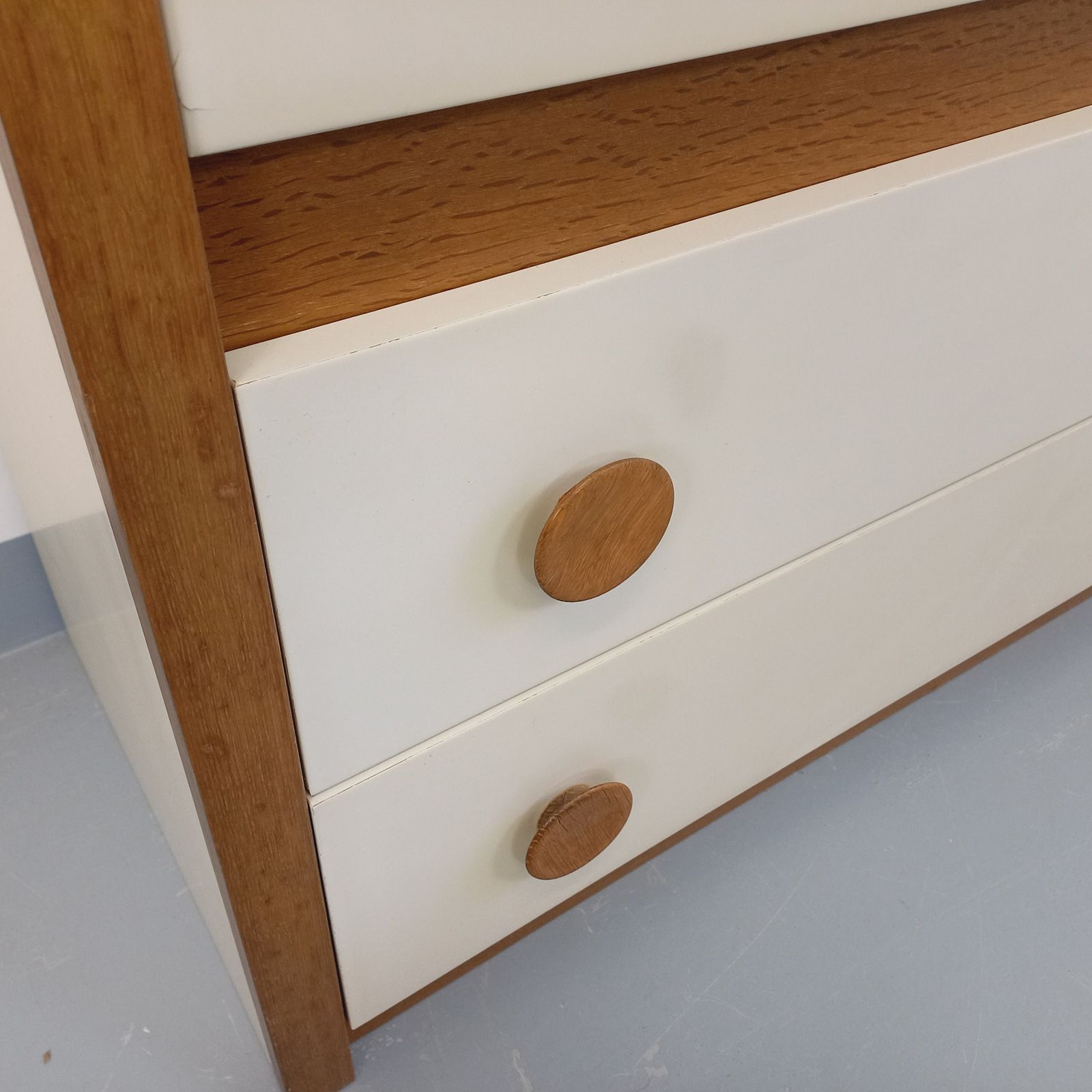 Meubels Secretaire in eiken en gebroken wit melamine photo