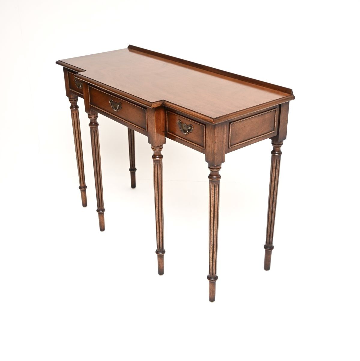 photo furniture Antique Georgian Style Mahogany Console Table