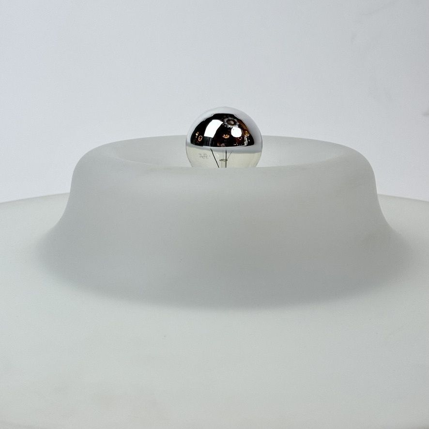 Late 20th Century White Space Age Murano Sconce By Pierre Cardin For Venini photo 2900.0