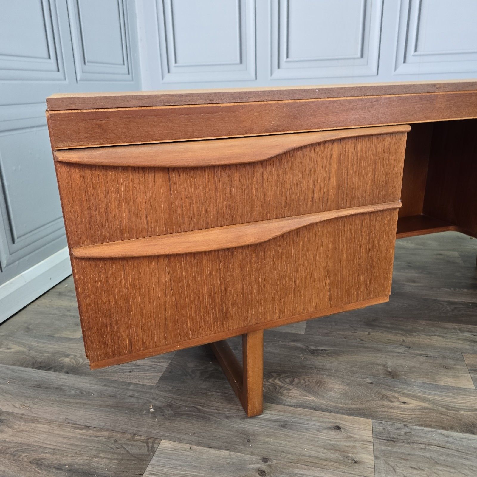 Mid Century Writing Desk Teak Scandinavian Style Dressing Table Vintage Retro photo Furniture