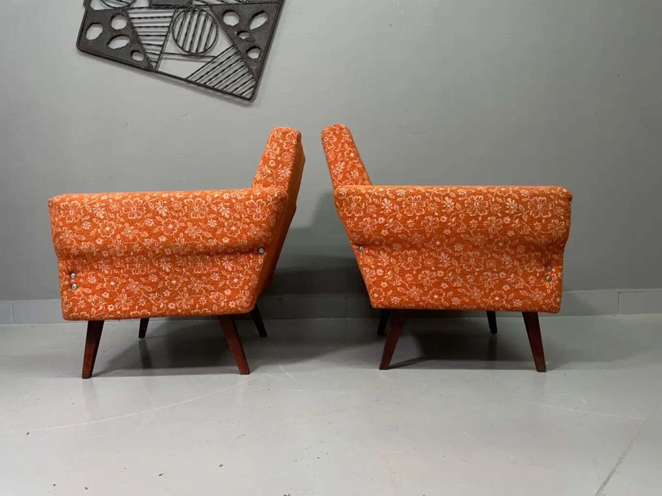 Paar Retro Fauteuils | Mid-Century Gestoffeerde Lounge Stoelen | Tsjechisch / Midden-Europees | Midden 20e Eeuw photo vintage