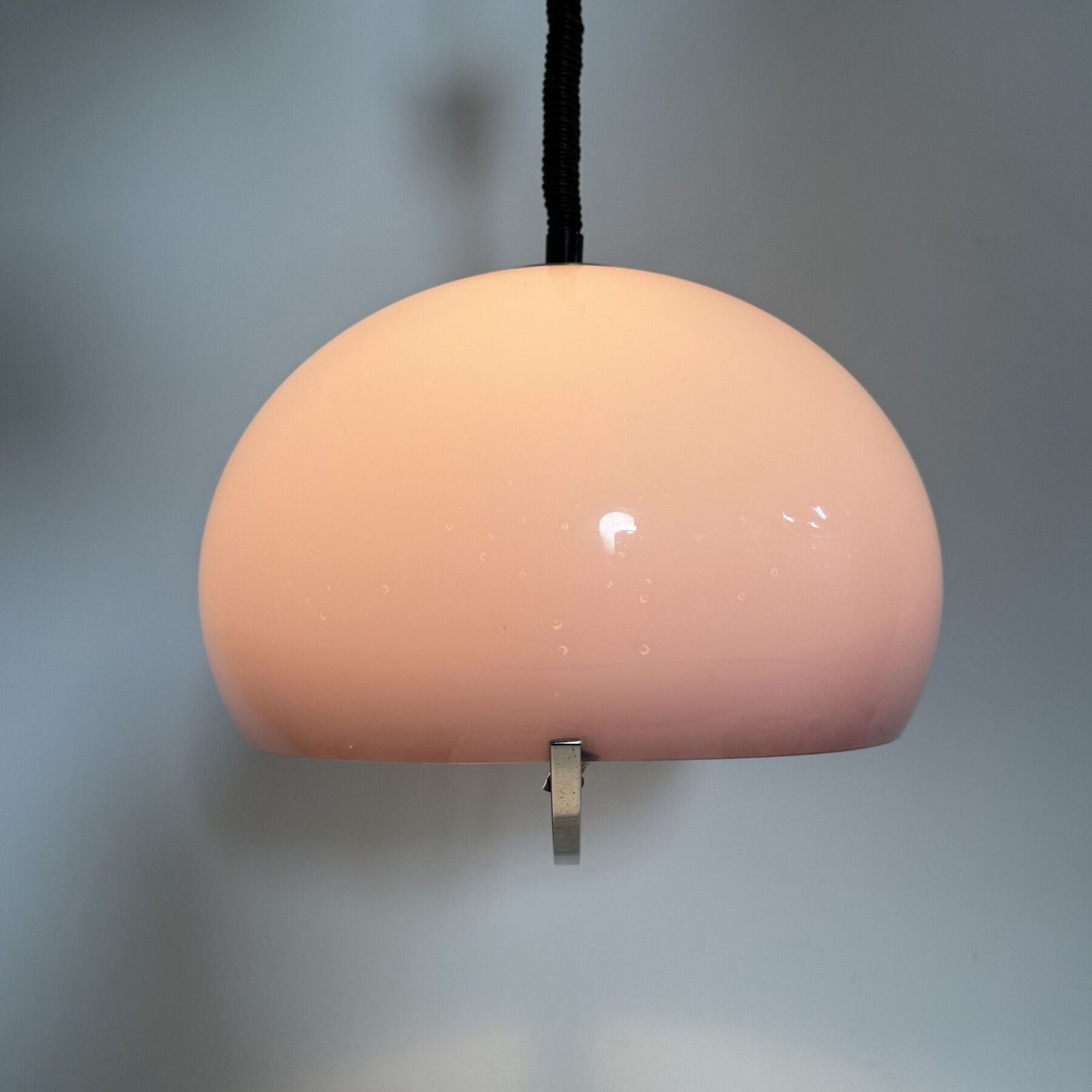 Mid-Century hanglamp van paars kunststof, Harvey Guzzini voor Meblo, jaren 1970 photo 479.0