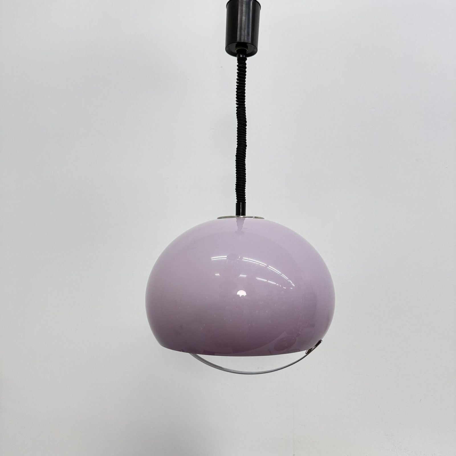 photo buy Mid-Century hanglamp van paars kunststof, Harvey Guzzini voor Meblo, jaren 1970