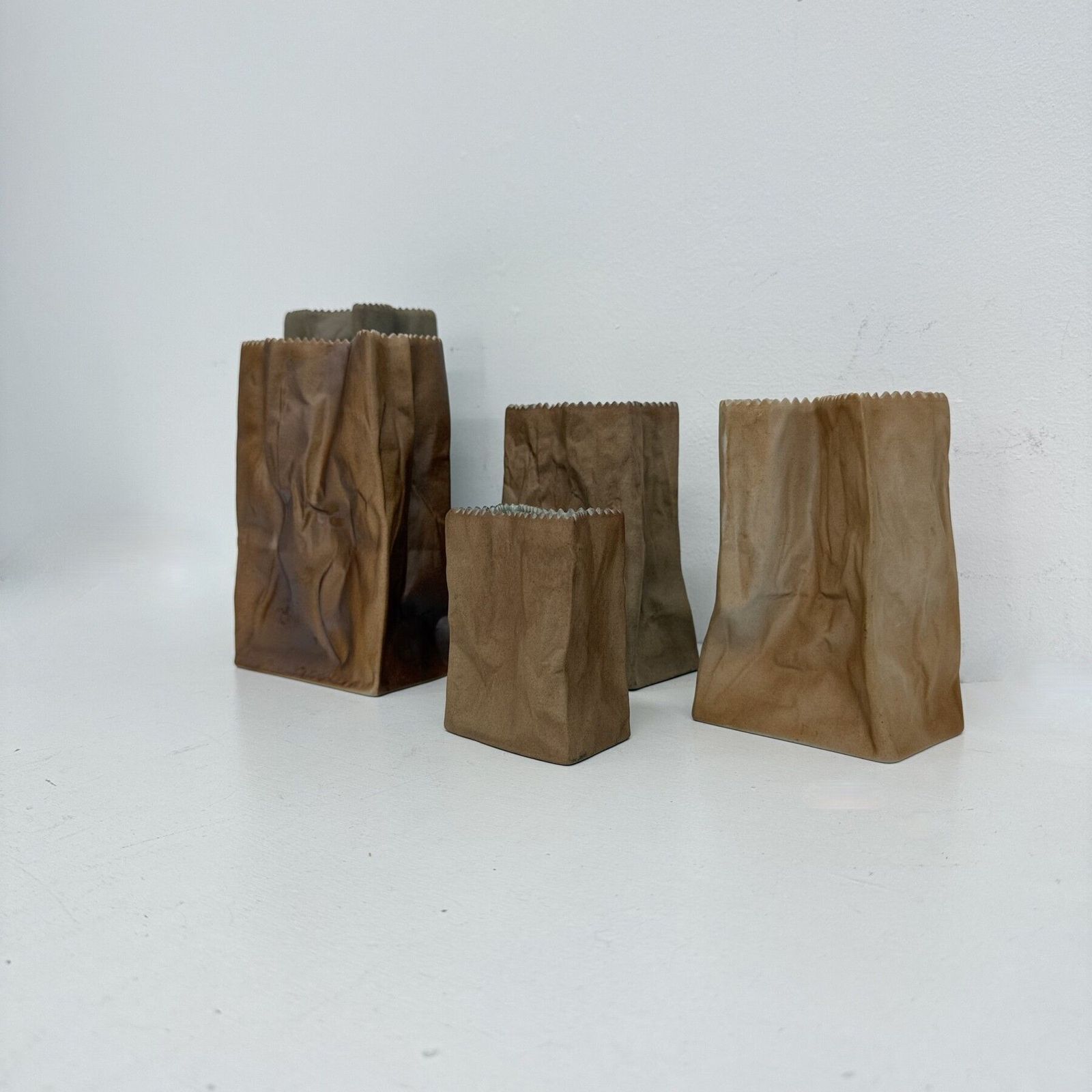 Set van 6 Rosenthal Paper Bag vazen van Tapio Wirkkala, jaren 1970 photo furniture