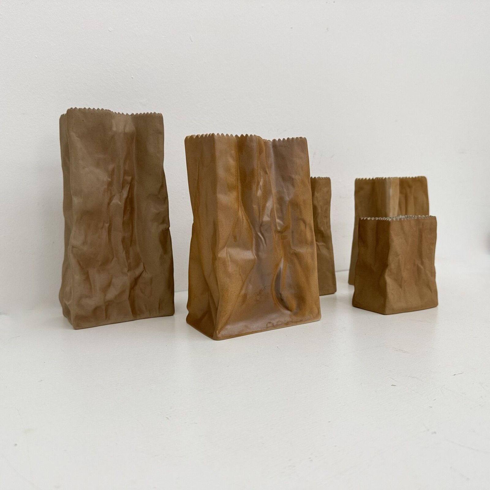 Set van 6 Rosenthal Paper Bag vazen van Tapio Wirkkala, jaren 1970 photo for sale