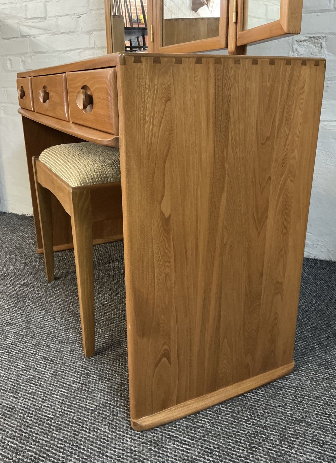 photo furniture Ercol Windsor Dressing Table In Light Finish.