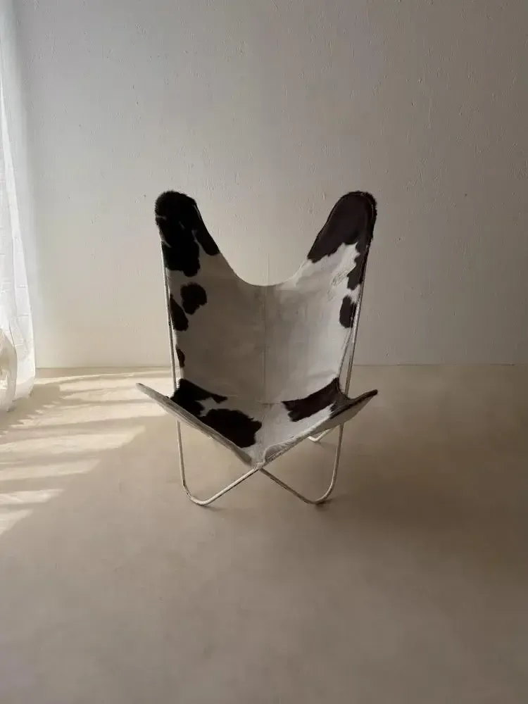 photo furniture Vintage 1970s Cowhide Butterfly Armchair