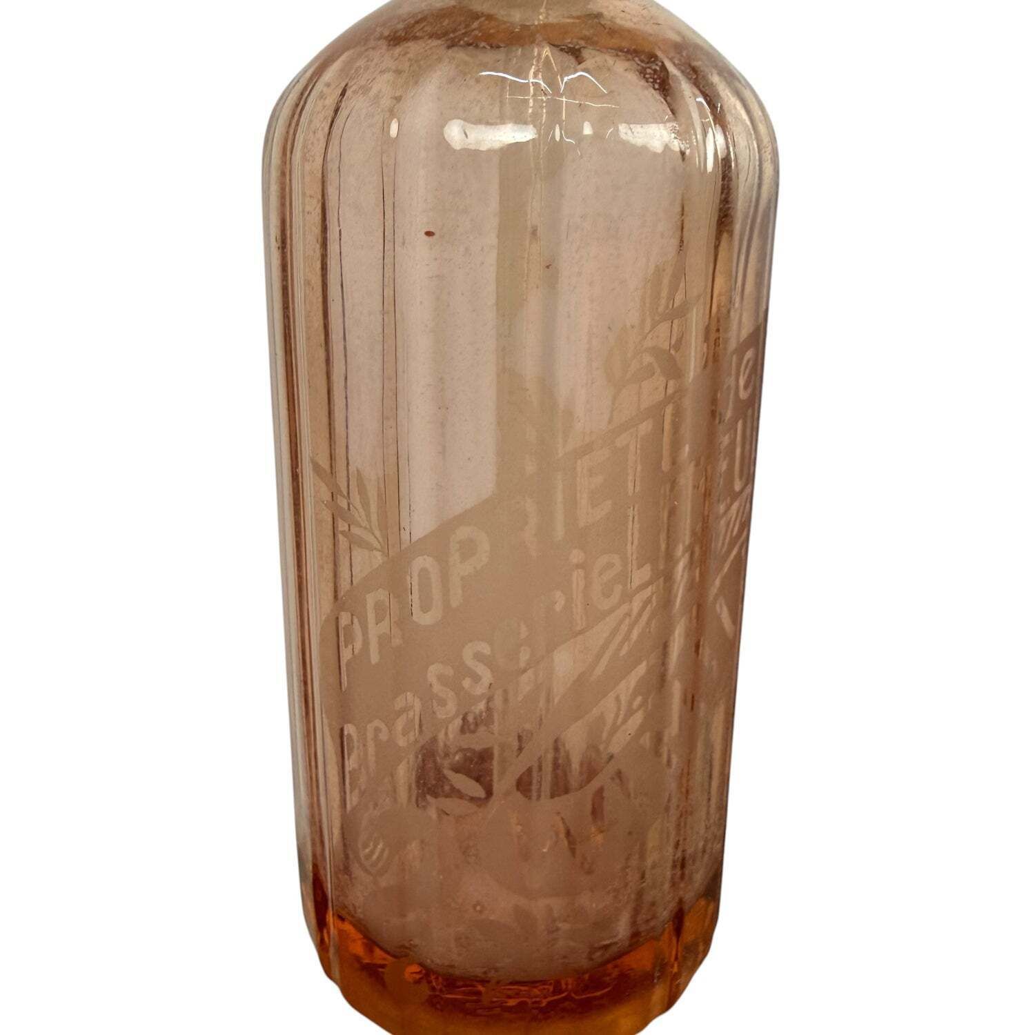 Franse antieke roze glazen seltzerfles photo for sale