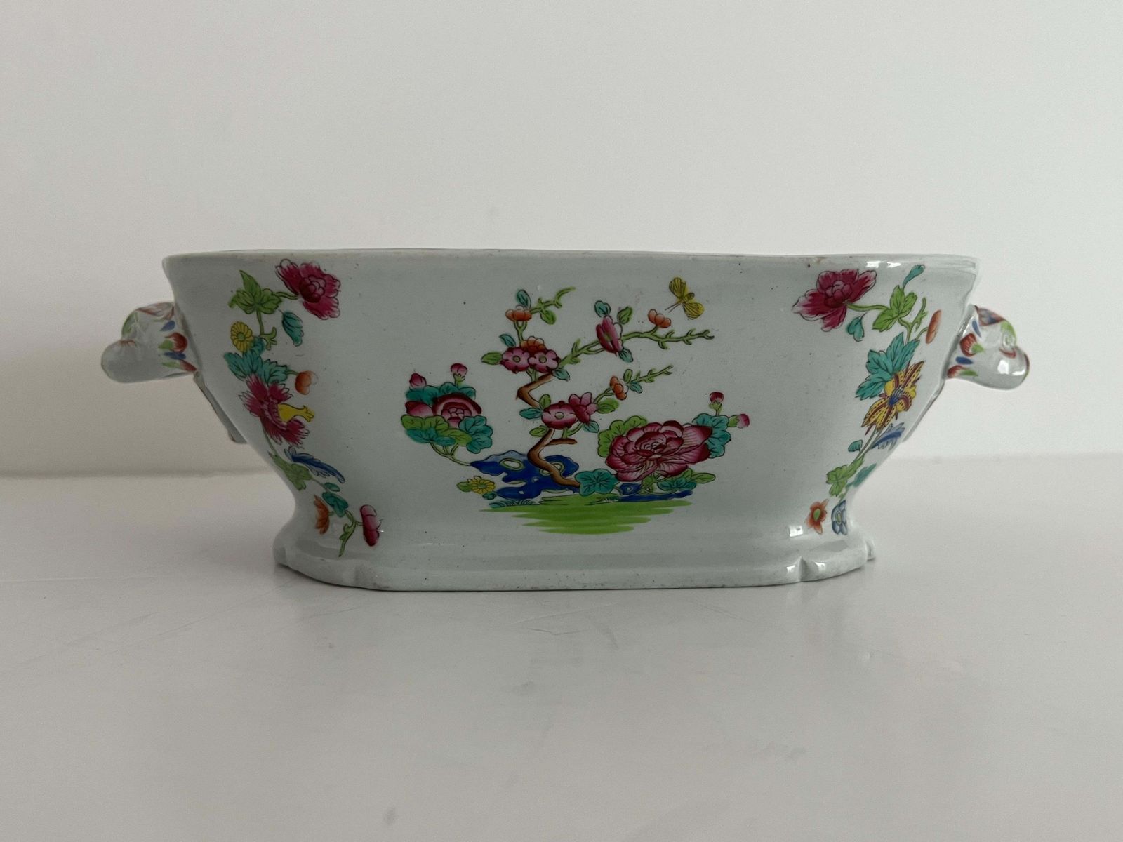Woonaccessoires Georgische Spode Sauskom, Deksel en Onderschotel, Willis Patroon 2148, ca. 1810 photo