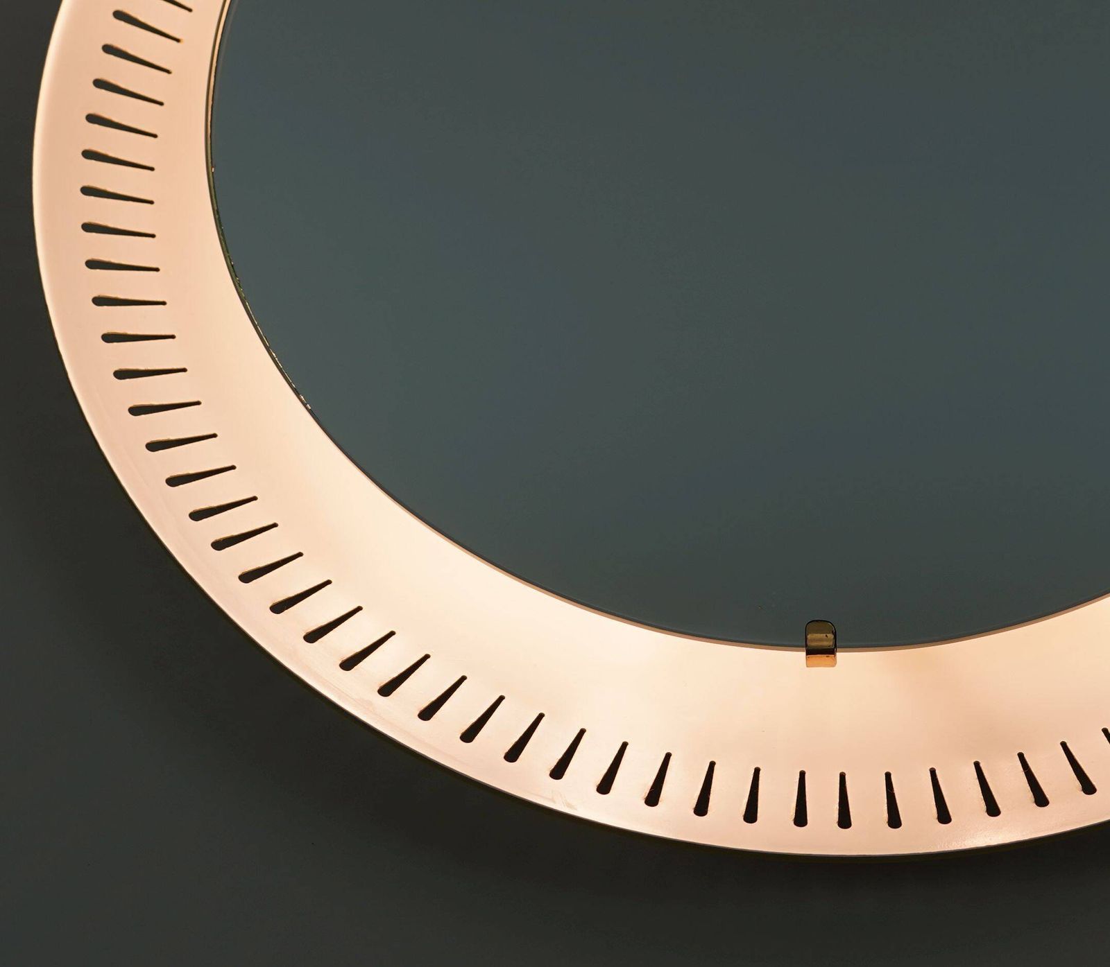Pagina 1 van 16 Ronde Mid-Century Modern verlichte wandspiegel met metalen frame, ca. jaren 1950 photo Woonaccessoires